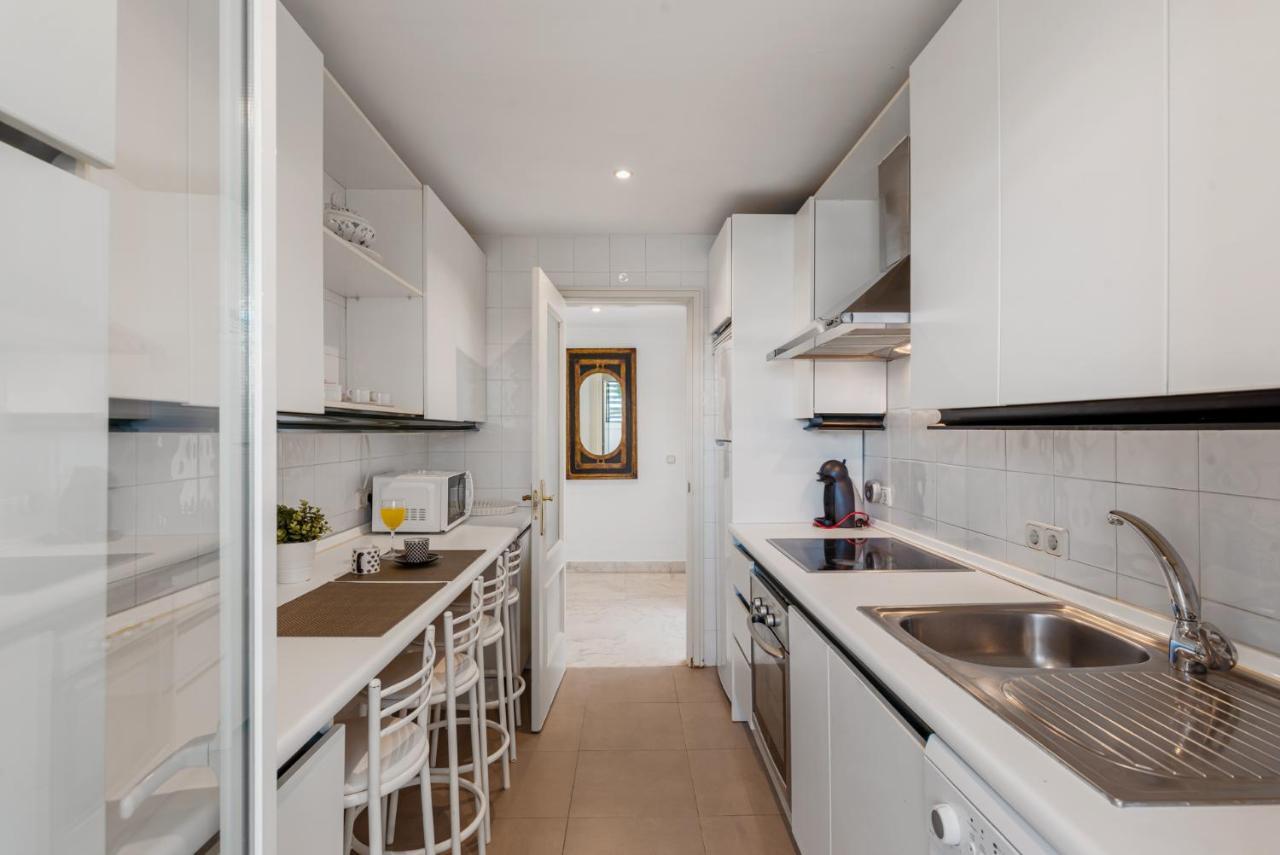 3 Bedroom Apartment In Top Location Marbella Exterior photo